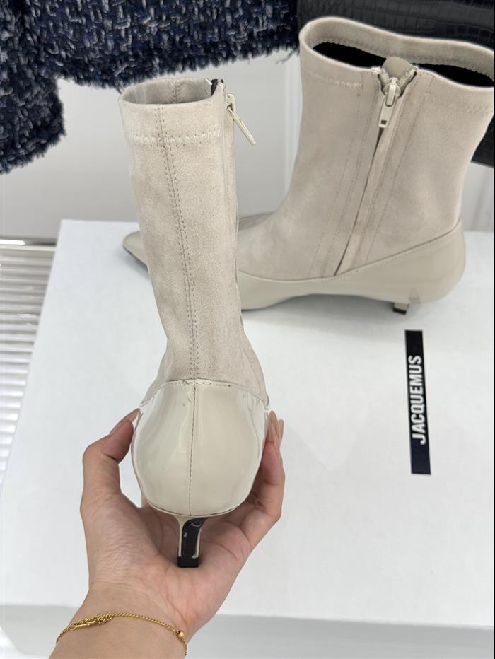 20251128174620628 370